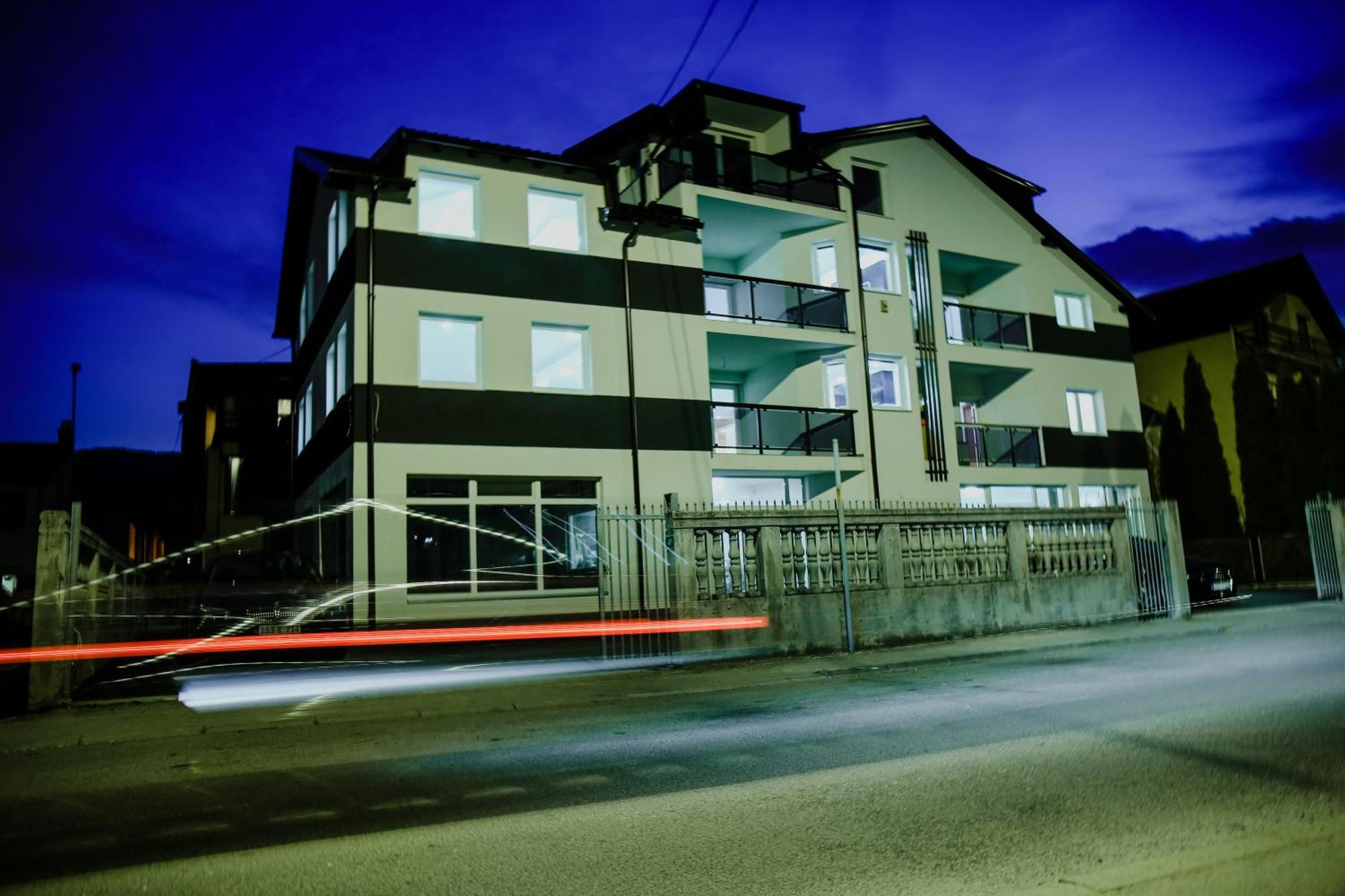 Deluxe Apartments Сараєво Екстер'єр фото